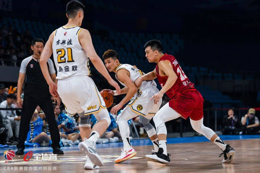 浙江稠州发布备战花絮；今晚队长鼓劲；CBA季后赛任务艰巨；年轻球员得到机会的简单介绍