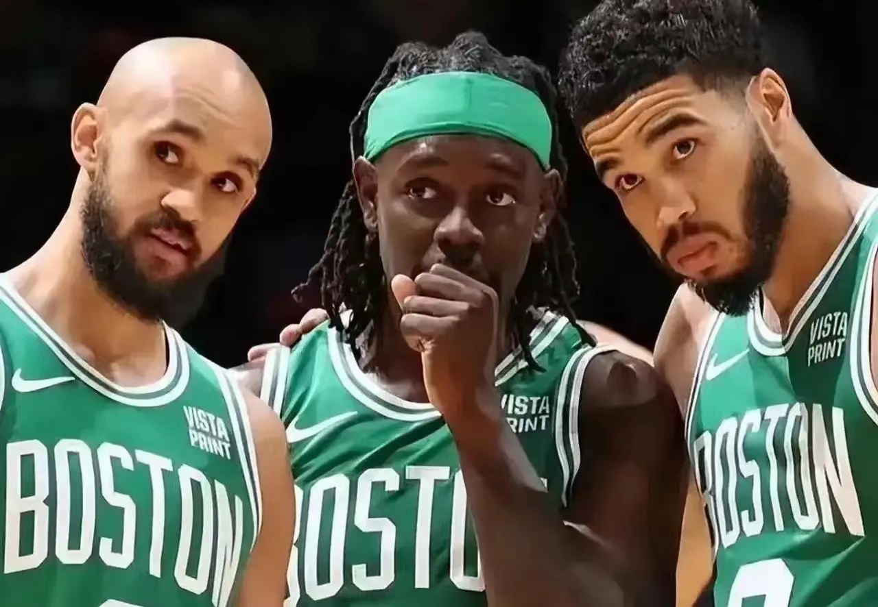 关于里程碑夜波士顿凯尔特人刷新队史纪录；英超今晨刷纪录；管理层满意；阵容厚度经受考验的信息